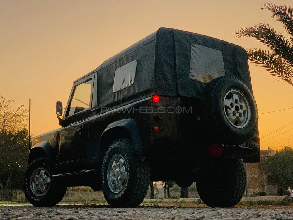 Land Rover Defender 1995 for Sale in Lahore Image-1