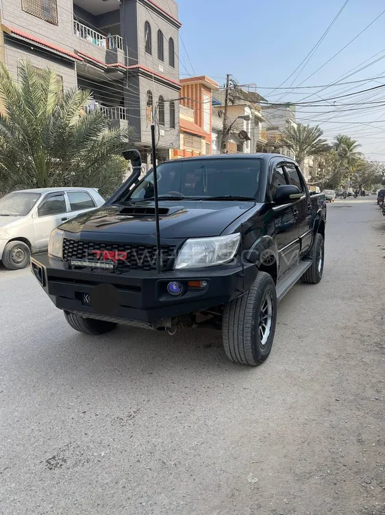 Toyota Hilux 2007 for Sale in Karachi Image-1
