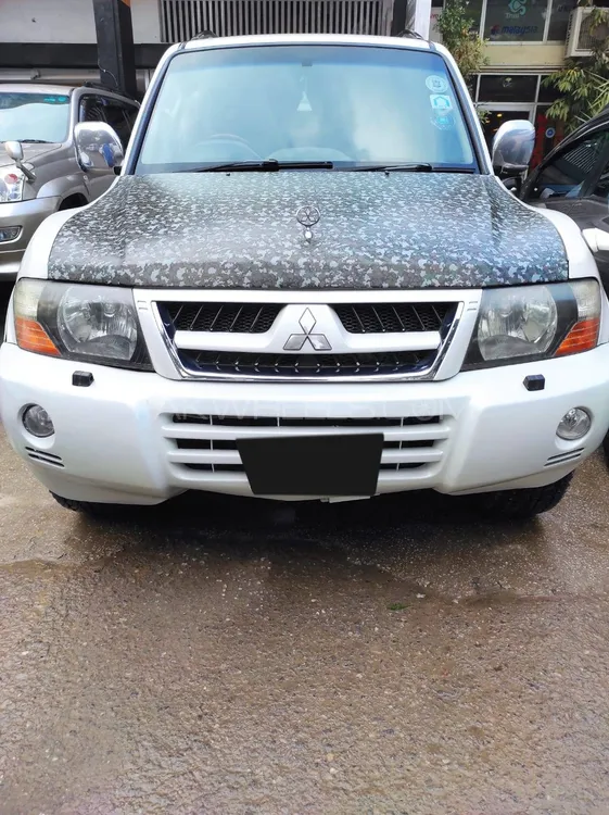 Mitsubishi Pajero 2005 for Sale in Islamabad Image-1