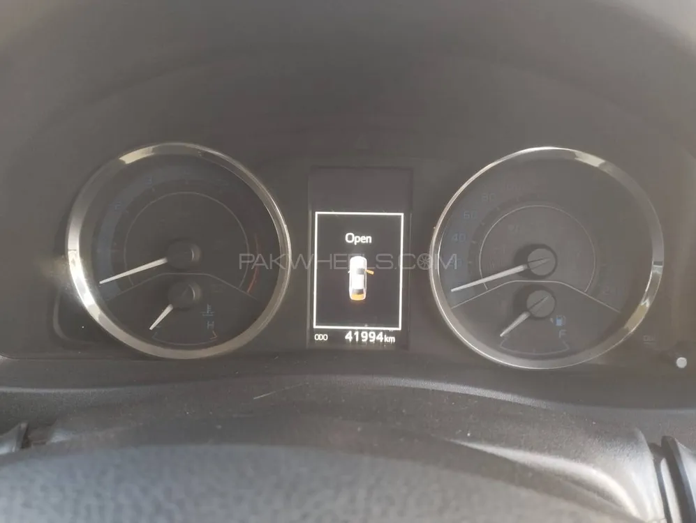 Toyota Corolla 2019 for Sale in Islamabad Image-1
