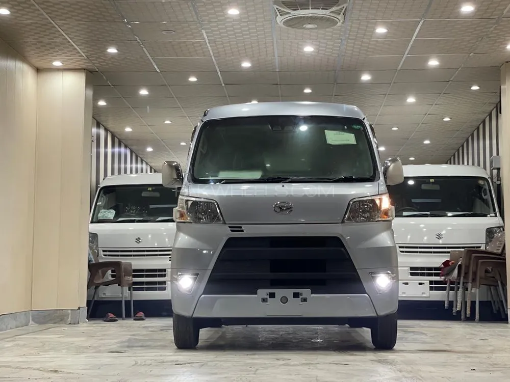 Daihatsu Hijet 2018 for Sale in Gujranwala Image-1