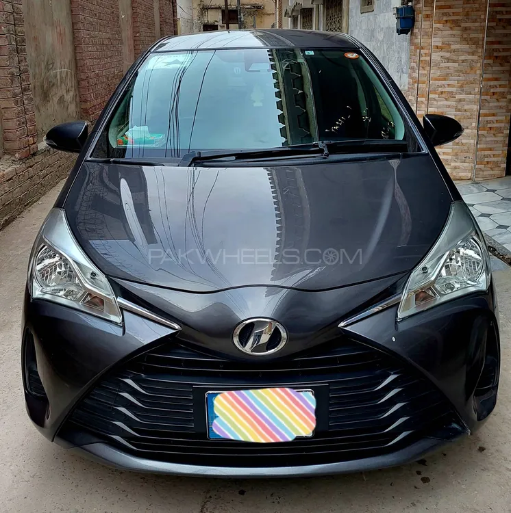 Toyota Vitz 2019 for Sale in Islamabad Image-1
