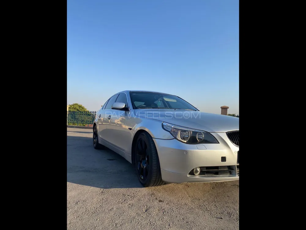 BMW 5 Series 2004 for Sale in Islamabad Image-1