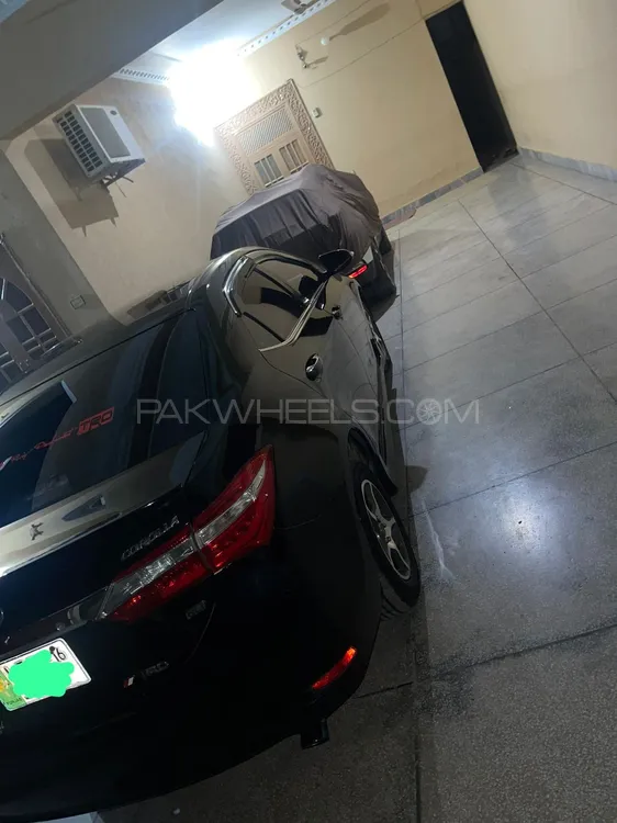 Toyota Corolla 2016 for Sale in Multan Image-1