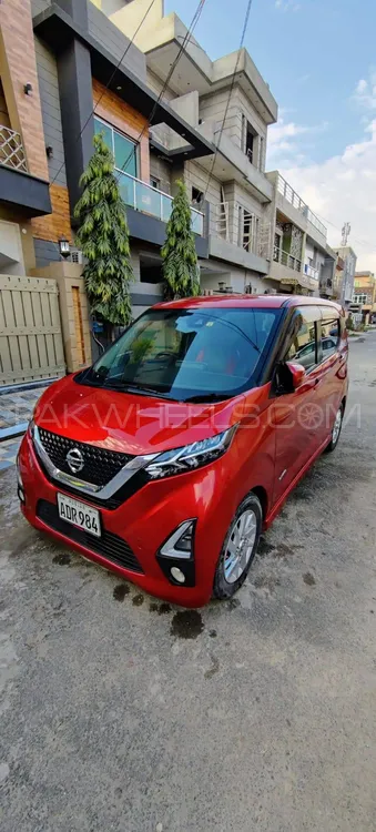 Nissan Dayz Highway Star 2019 for Sale in Lahore Image-1