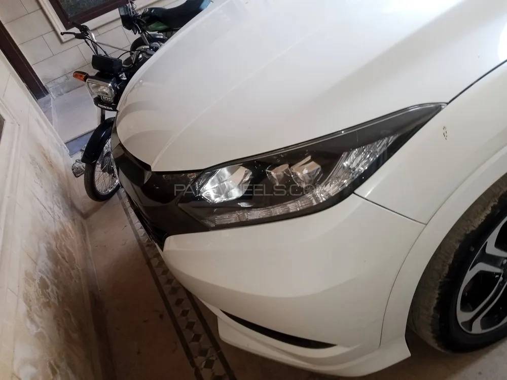 Honda Vezel 2017 for Sale in Hyderabad Image-1