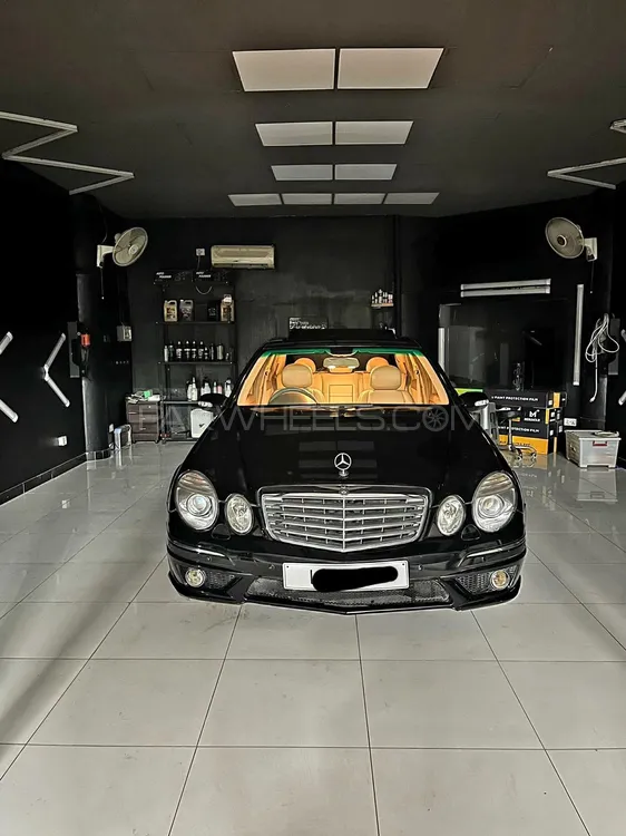 Mercedes Benz E Class 2005 for Sale in Islamabad Image-1