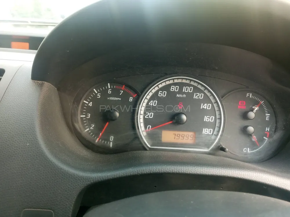 Suzuki Swift 2014 for Sale in Karachi Image-1