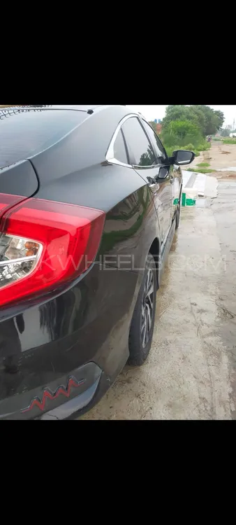 Honda Civic 2018 for Sale in Lahore Image-1