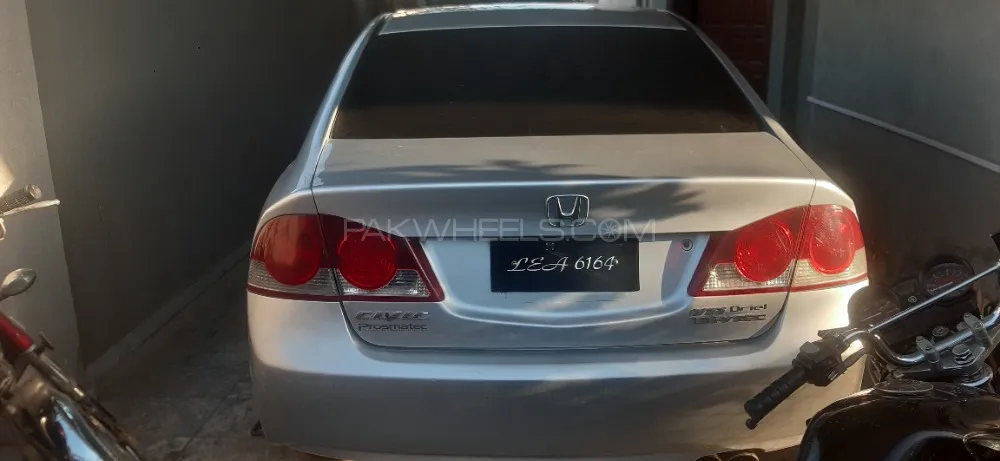 Honda Civic 2009 for Sale in Islamabad Image-1