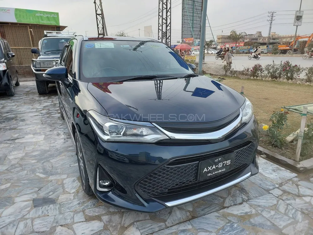 Toyota Corolla Fielder 2018 for Sale in Peshawar Image-1