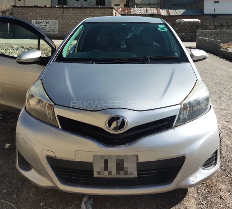Toyota Vitz 2011 for Sale in Abbottabad Image-1