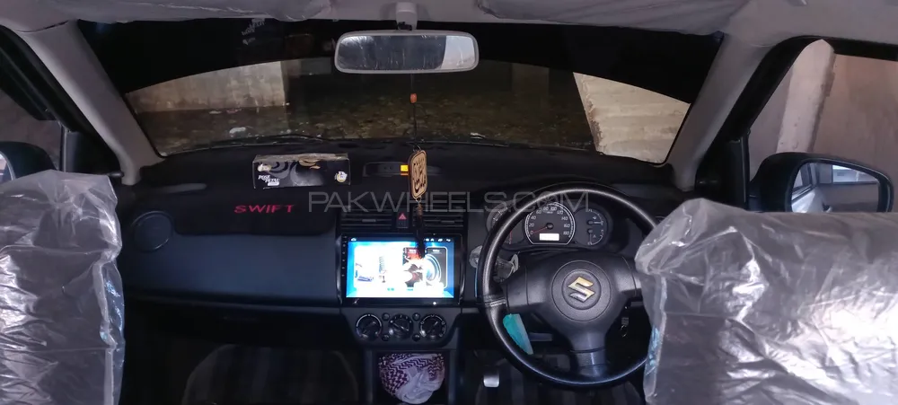 Suzuki Swift 2014 for Sale in Hyderabad Image-1
