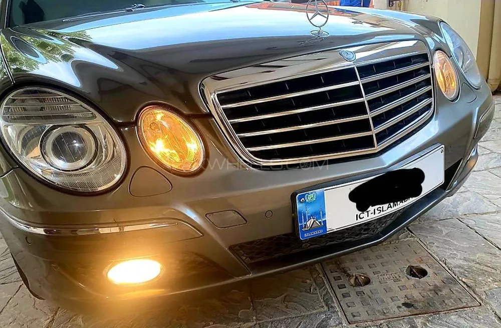 Mercedes Benz E Class 2007 for Sale in Islamabad Image-1