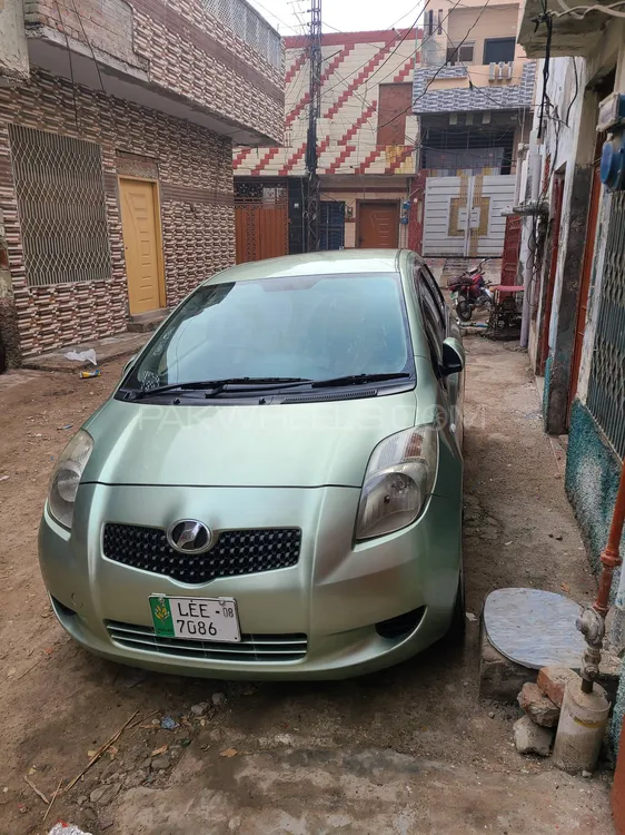 Toyota Vitz 2006 for Sale in Sargodha Image-1