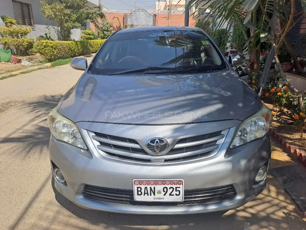 Toyota Corolla 2013 for Sale in Karachi Image-1