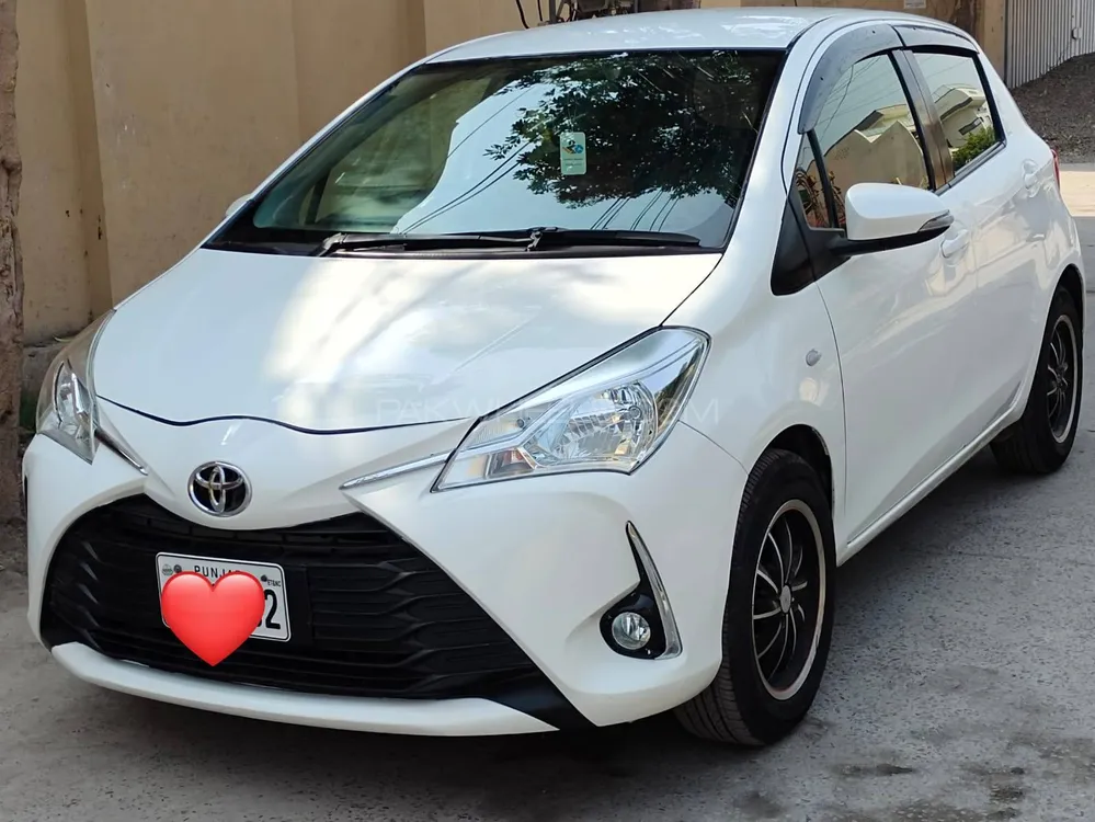 Toyota Vitz 2019 for Sale in Lahore Image-1