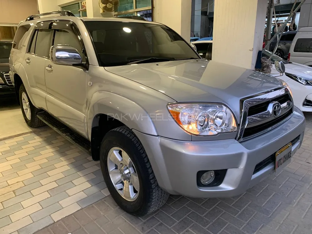 Toyota Surf 2005 for Sale in Karachi Image-1