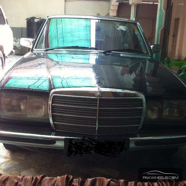 Mercedes Benz Other 1979 for Sale in Peshawar Image-1