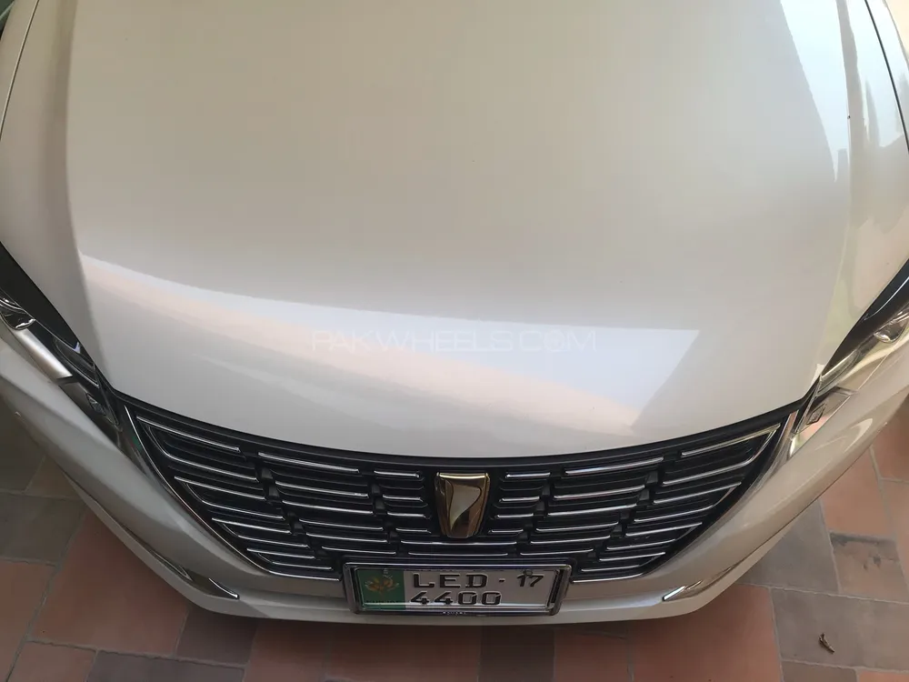 Toyota Premio 2017 for Sale in Lahore Image-1