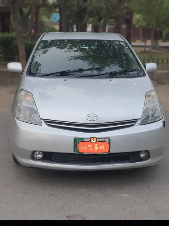 Toyota Prius 2007 for Sale in Lahore Image-1