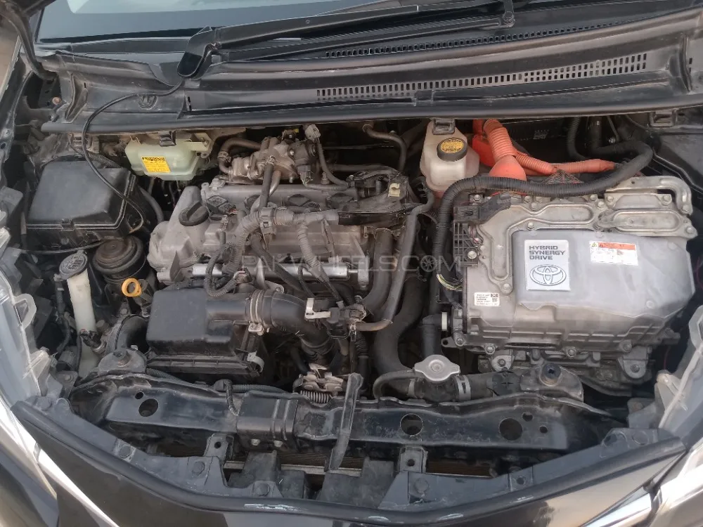 Toyota Vitz 2017 for Sale in Attock Image-1