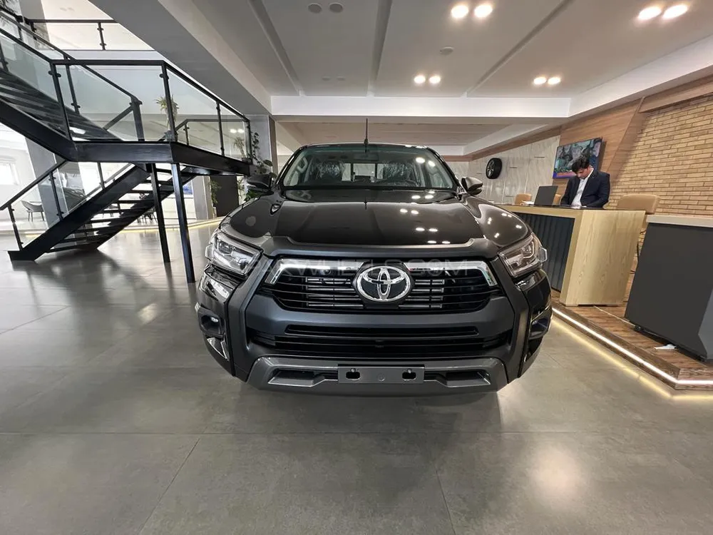 Toyota Hilux 2023 for Sale in Islamabad Image-1