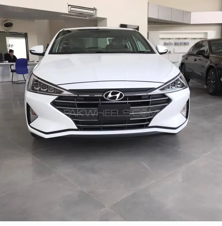 Hyundai Elantra 2023 for Sale in Lahore Image-1