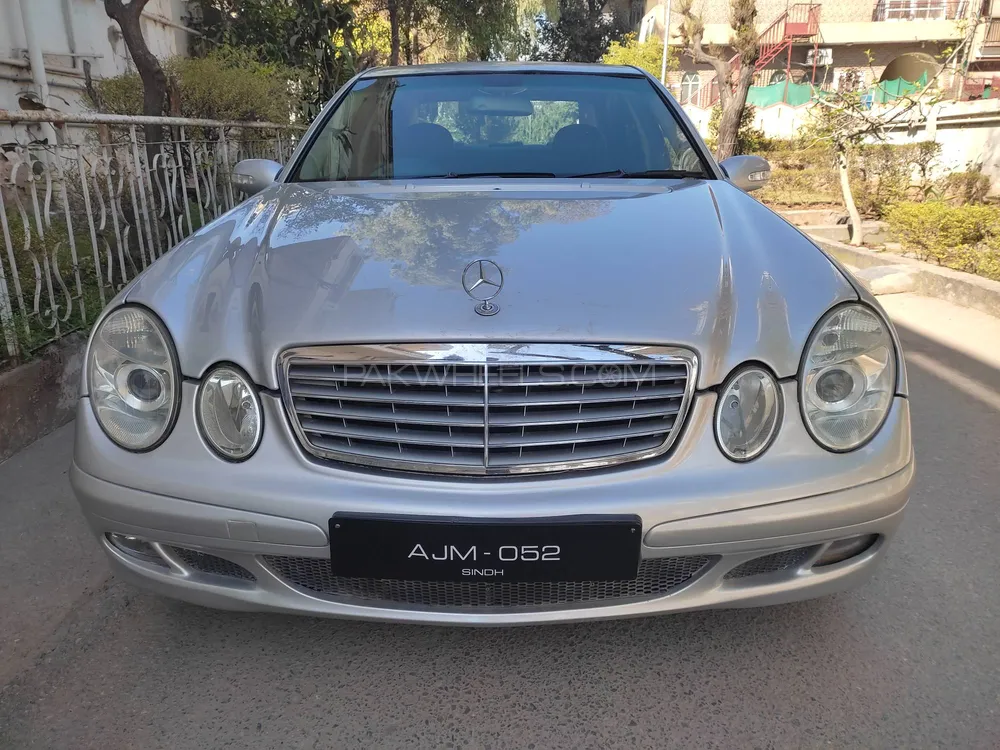Mercedes Benz E Class 2005 for Sale in Islamabad Image-1