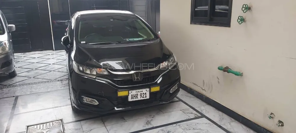 Honda Fit 2019 for Sale in Gujranwala Image-1