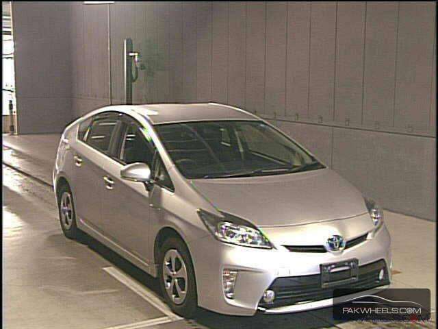 Toyota Prius 2012 for Sale in Islamabad Image-1