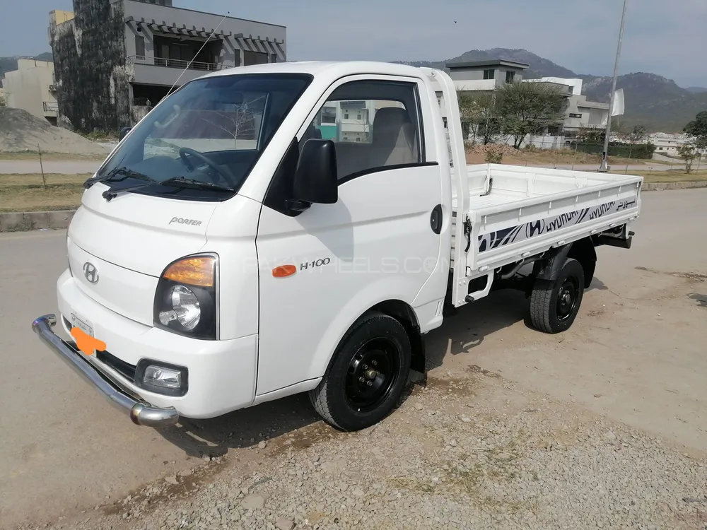 Hyundai H-100 2020 for Sale in Islamabad Image-1