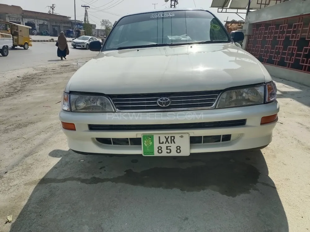 Toyota Corolla 2000 for Sale in Mardan Image-1