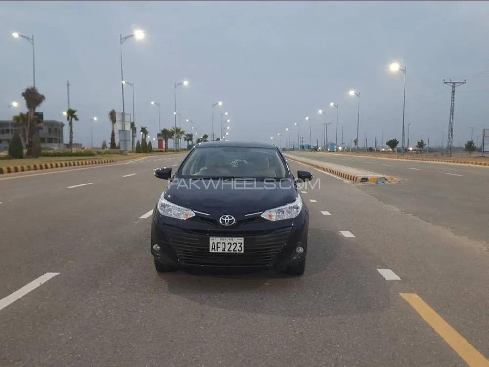 Toyota Yaris Sedan 2021 for Sale in Bahawalpur Image-1