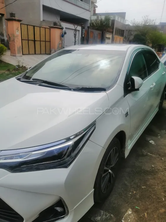 Toyota Corolla 2021 for Sale in Faisalabad Image-1