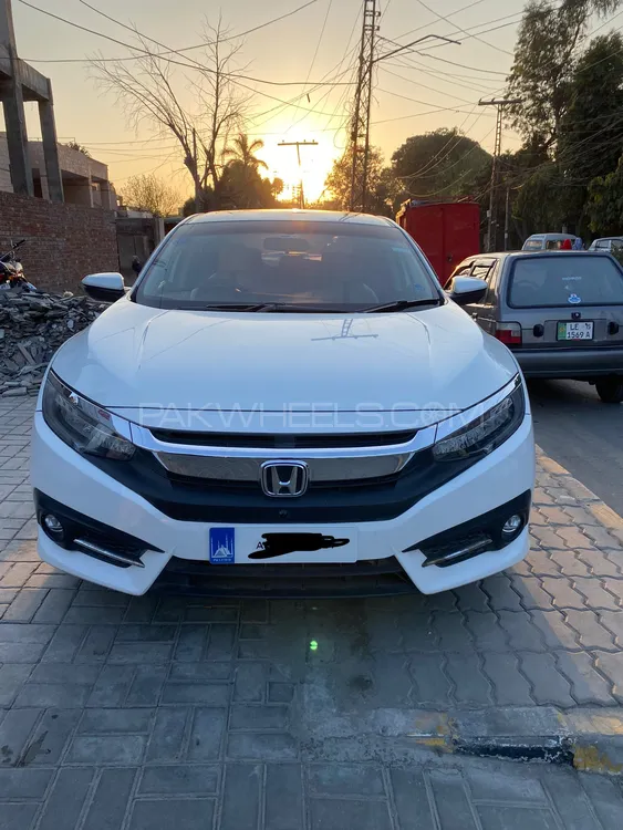 Honda Civic 2018 for Sale in Lahore Image-1