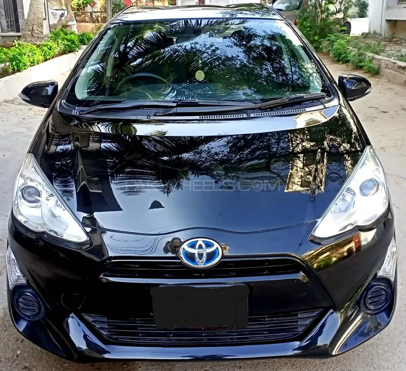 Toyota Aqua 2016 for Sale in Karachi Image-1