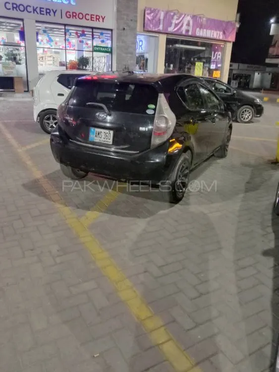 Toyota Aqua 2014 for Sale in Sialkot Image-1