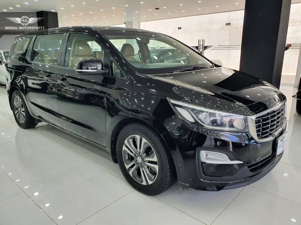 KIA Carnival 2019 for Sale in Islamabad Image-1