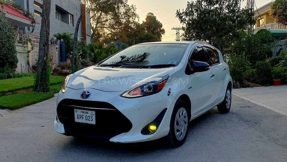 Toyota Aqua 2019 for Sale in Islamabad Image-1