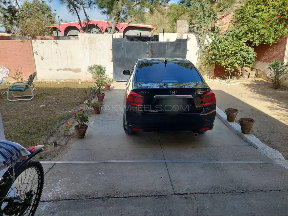 Honda City 2017 for Sale in Peshawar Image-1