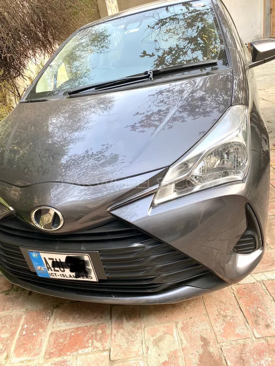 Toyota Vitz 2018 for Sale in Mardan Image-1
