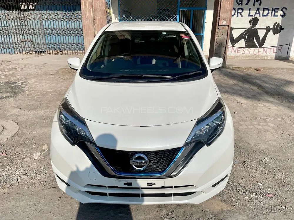 Nissan Note 2018 for Sale in Faisalabad Image-1