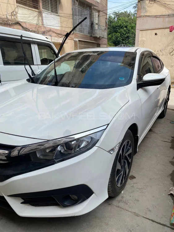 Honda Civic 2016 for Sale in Karachi Image-1