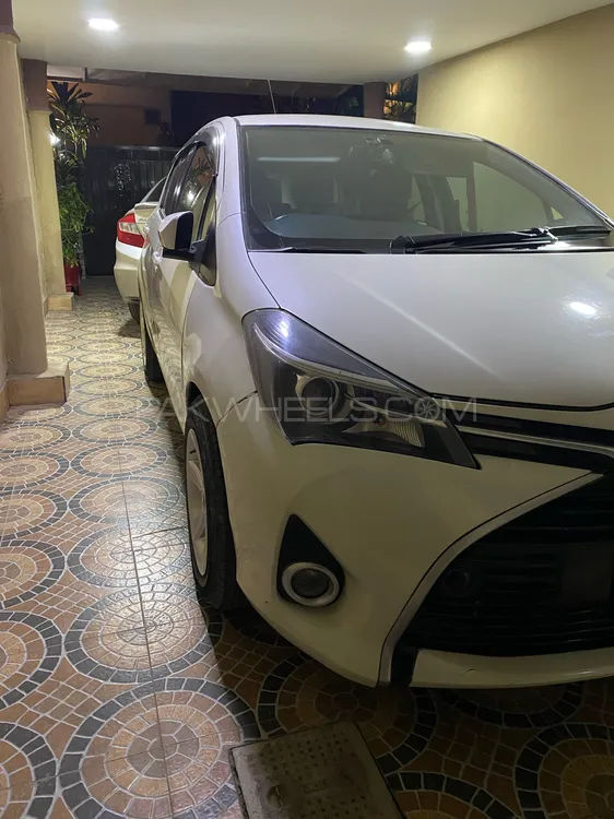 Toyota Vitz 2014 for Sale in Islamabad Image-1