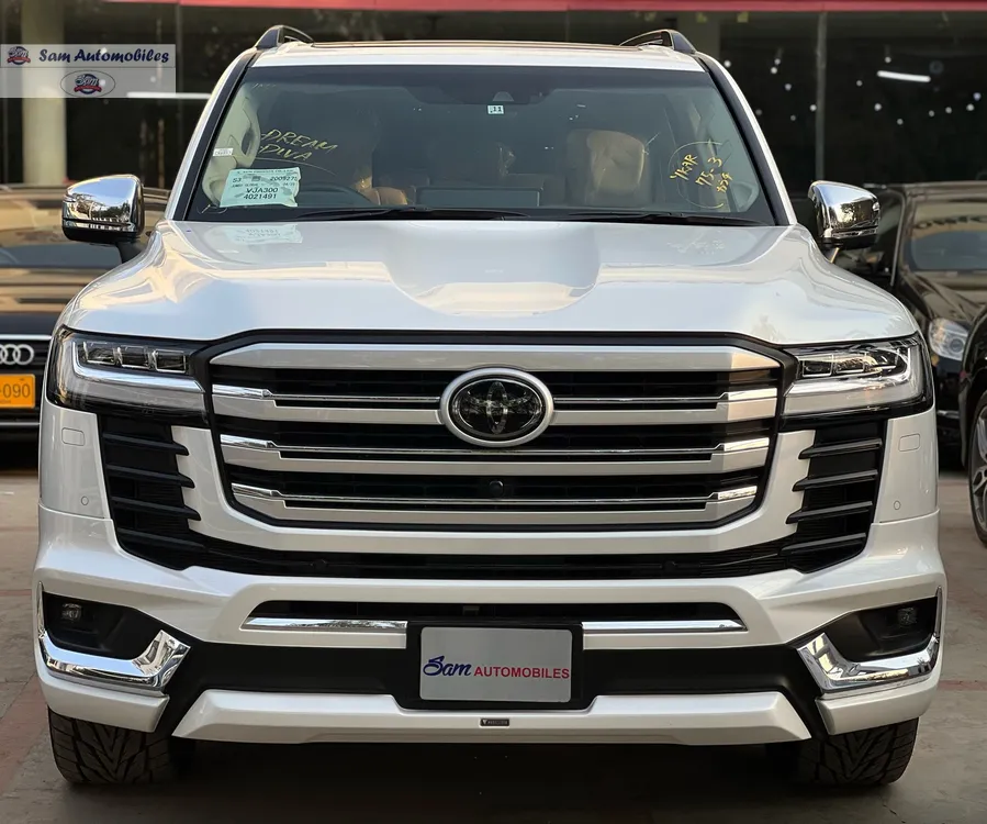 Toyota Land Cruiser 2021 for Sale in Karachi Image-1