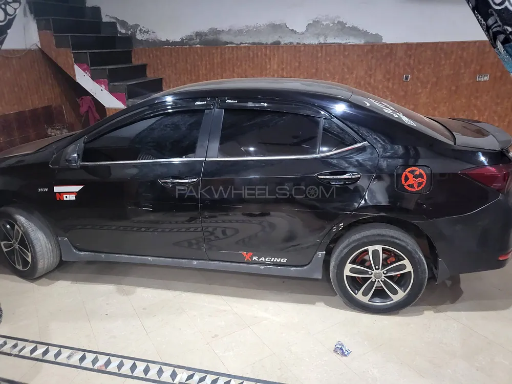 Toyota Corolla 2017 for Sale in Sargodha Image-1