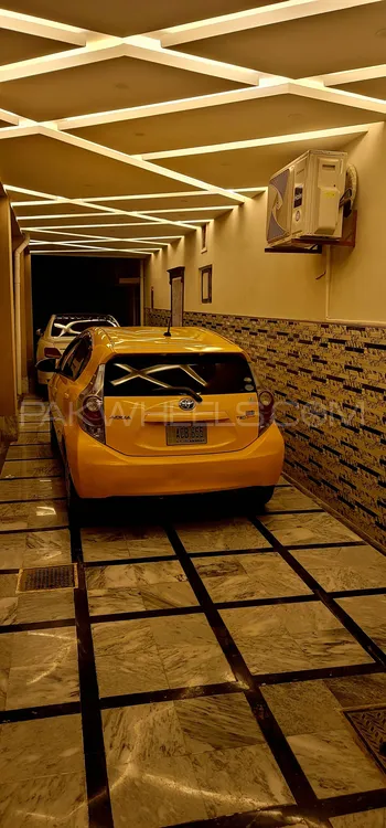 Toyota Aqua 2013 for Sale in Islamabad Image-1