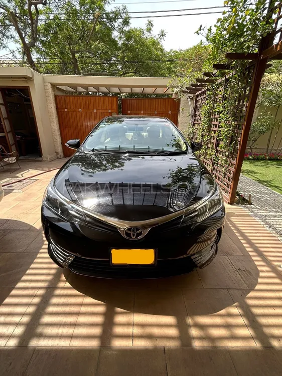 Toyota Corolla 2019 for Sale in Karachi Image-1