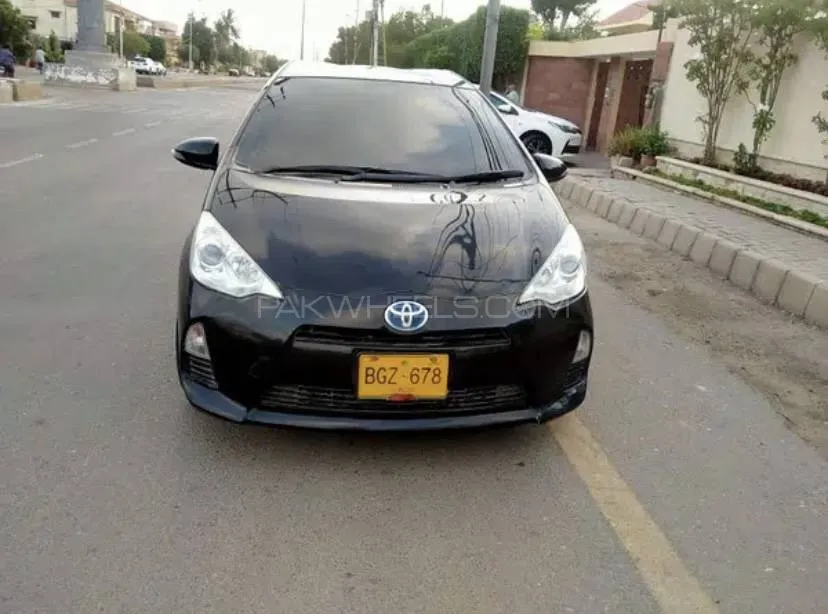 Toyota Aqua 2013 for Sale in Karachi Image-1